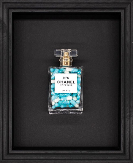 Chanel No.5 Capsules – (Baby Blue) On Black - Black Framed