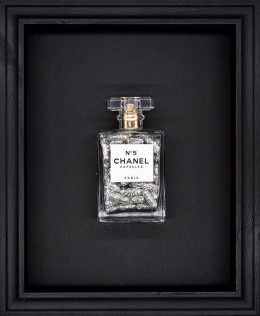 Chanel No.5 Capsules – (Silver) On Black - Black Framed