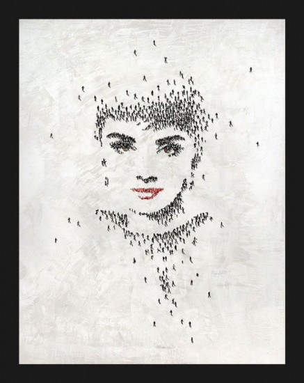 Quiet Gaze (Audrey Hepburn) - Black Framed