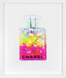 Toxique Chanel - Pink - Deluxe - White Framed