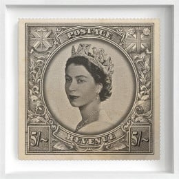 Her Majesty - Deluxe - Limited Edition - White Framed Her Majesty - Deluxe - Limited Edition - White Framed