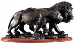 Beauty & The Beast - (Lion & Lioness) - Sculpture - Bronze