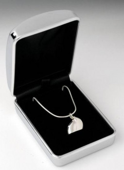 Lean On Me - Sterling Silver Necklace 